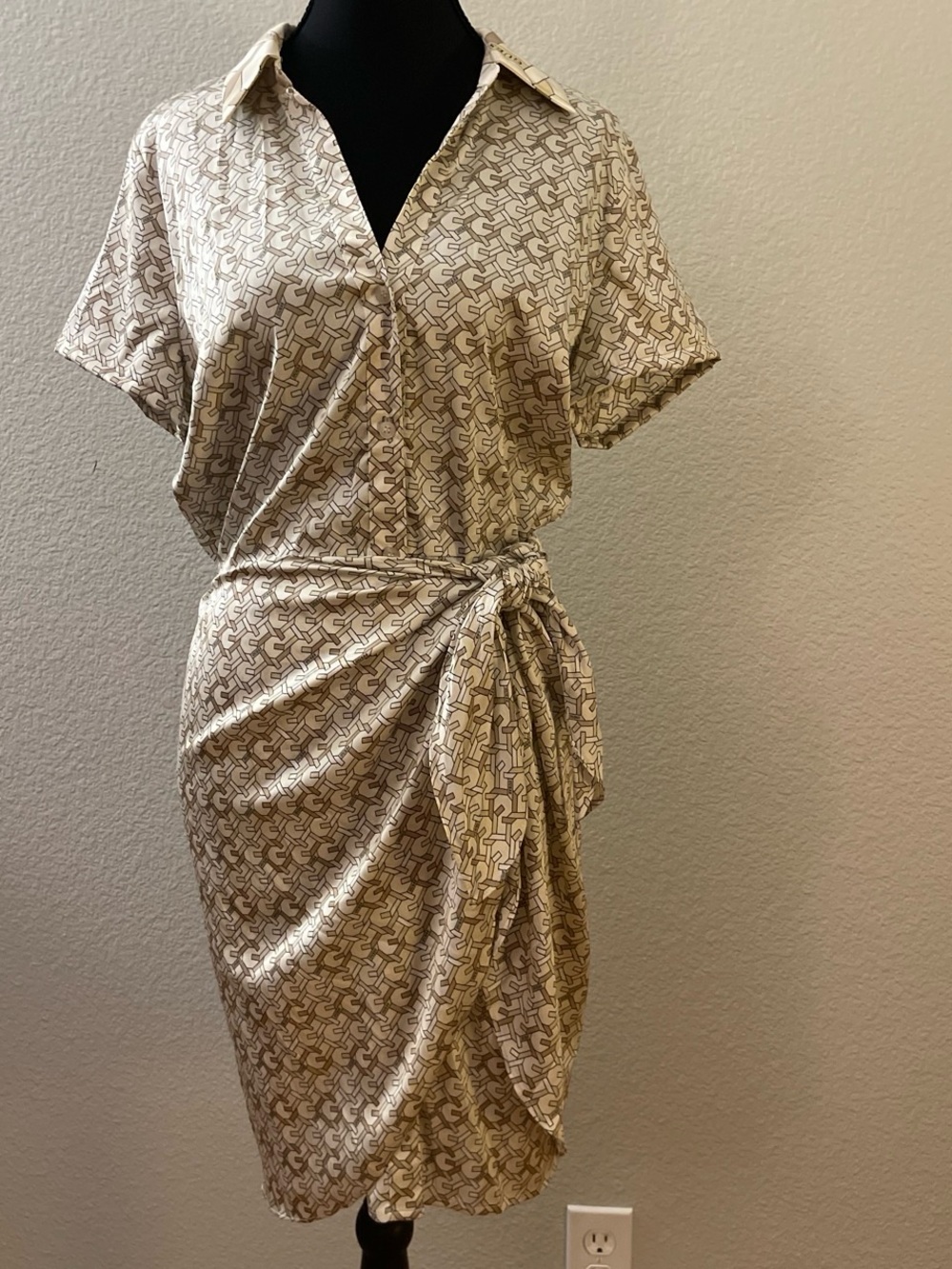 Guess Beige Printed Midi Wrap Shirt Dress